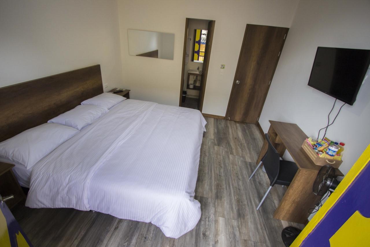 Hotel Junior Plaza Apía エクステリア 写真